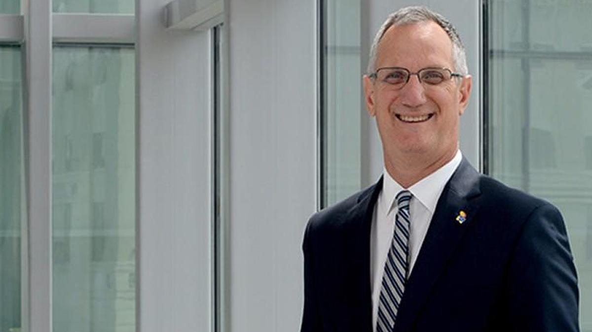 The University of Kansas Medical Center announced Tuesday that Robert Simari has been named executive vice chancellor on a permanent basis.