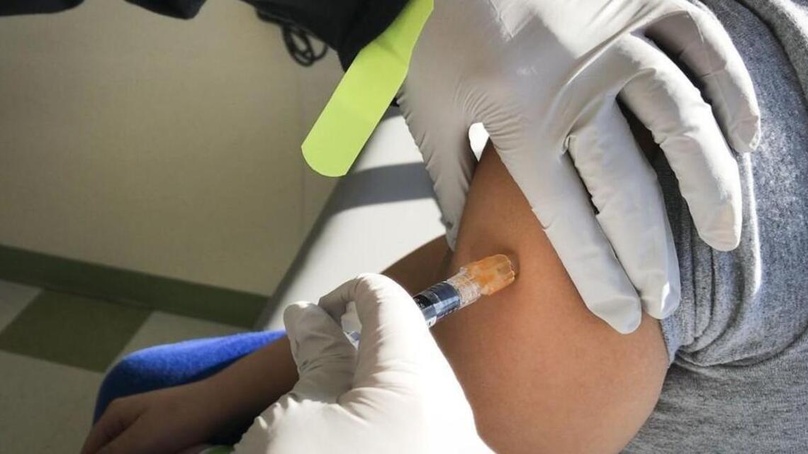 Six flu-related deaths reported in Missouri and Kansas. Is the season peaking early?