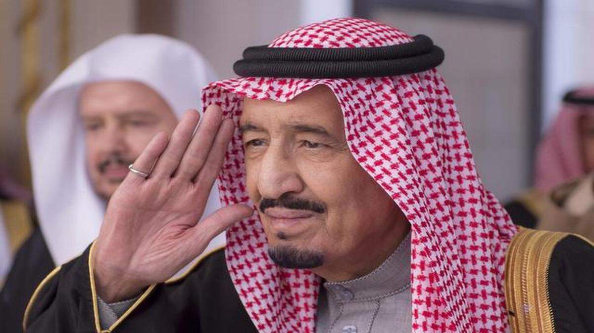 
The new ruler, King Salman, who was crown prince and a brother of Abdullah, said in a televised address Friday that the kingdom would not change course and would maintain “the correct policies which Saudi Arabia has followed since its establishment.” This month, Salman seemed to endorse the current oil policies in a speech given on behalf of his brother.
