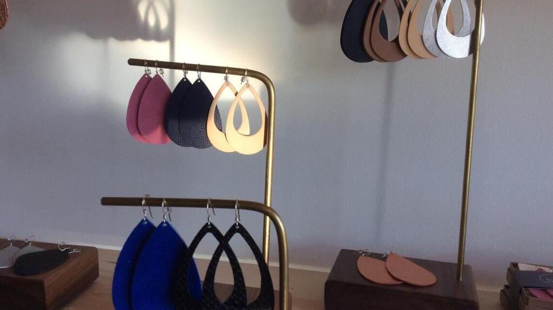 Kansas City jewelry and accessory brand moving back to its roots in Liberty