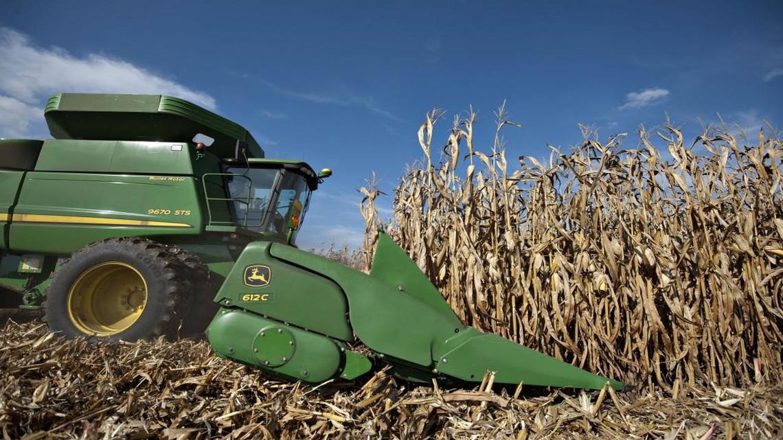 A new federal report looks at climate-change impacts on Midwest agriculture.