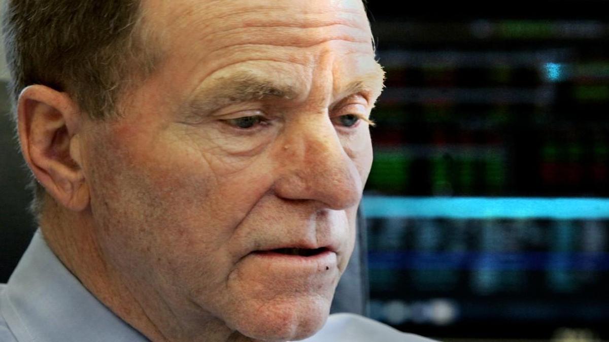 “The entire executive team is focused on positioning the company for renewed growth,” Waddell & Reed chief executive Hank Herrmann said. “Central to our efforts is improving investment performance. I am confident that our investment culture, our proven investment process and the resources we have committed to our investment staff will bear fruit.”