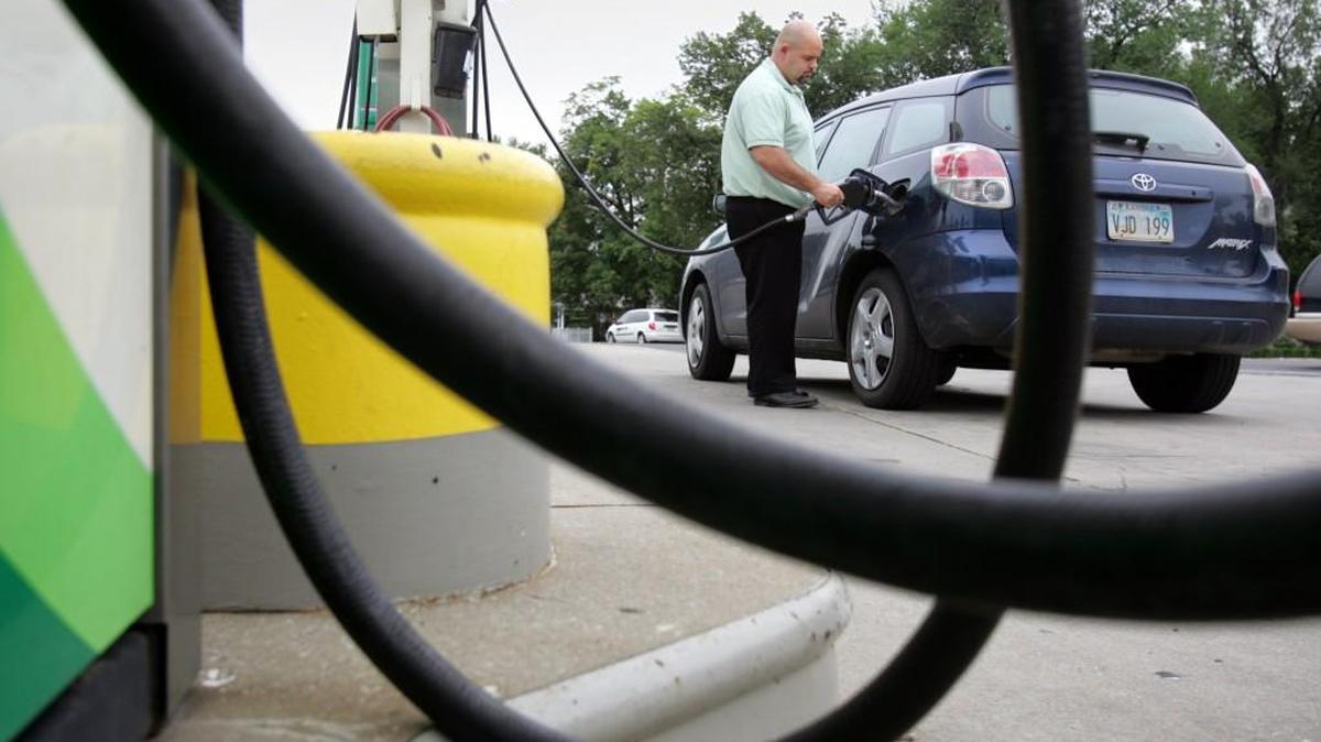 Gasoline expands at higher temperatures. For years, gas stations did not account for that factor, meaning consumers got less energy in the summer from a gallon of fuel. After a series of stories in the Star, class action lawsuits ultimately led to settlements. On Tuesday, a federal judge ruled on attorneys fees in the litigation.