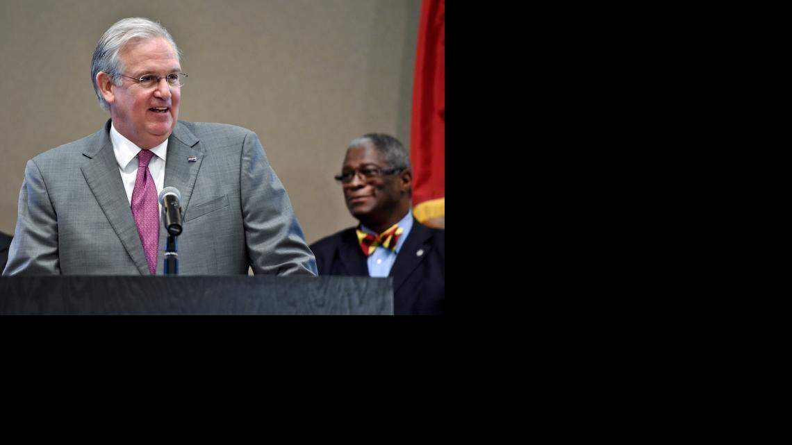 
Missouri Gov. Jay Nixon spoke about Senate Bill 635 before signing it into law on Tuesday near Kansas City Mayor Sly James at the Greater Kansas City Chamber of Commerce in Union Station. The legislation is designed to end a long-running economic border battle between Missouri and Kansas.
