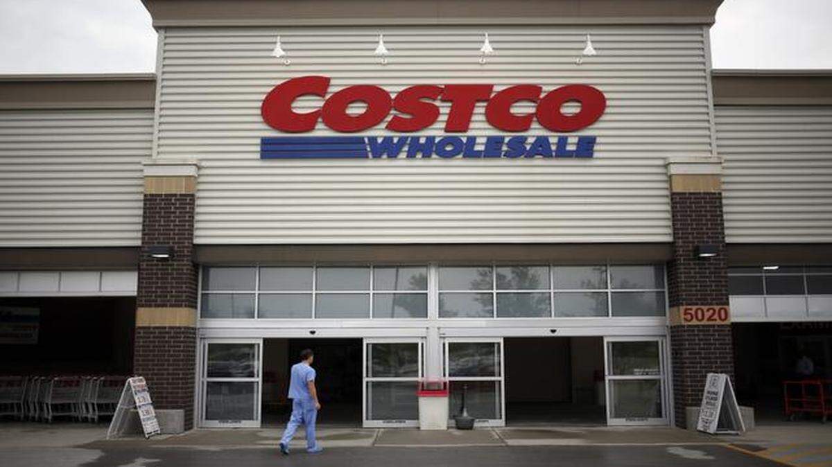 
Costco Wholesale will sell its private label Kirkland Signature products and other items through Tmall Global, an Alibaba Group platform that lets foreign retailers sell items to Chinese customers without setting up a physical presence in China.
