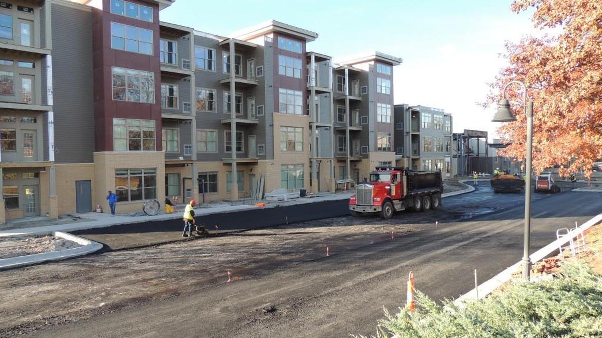 A 54-unit apartment building in the Courtyards Complex area at John Knox Village in Lee’s Summit will include a restaurant, a movie theater and salon. The $30 million project will open in early 2016.