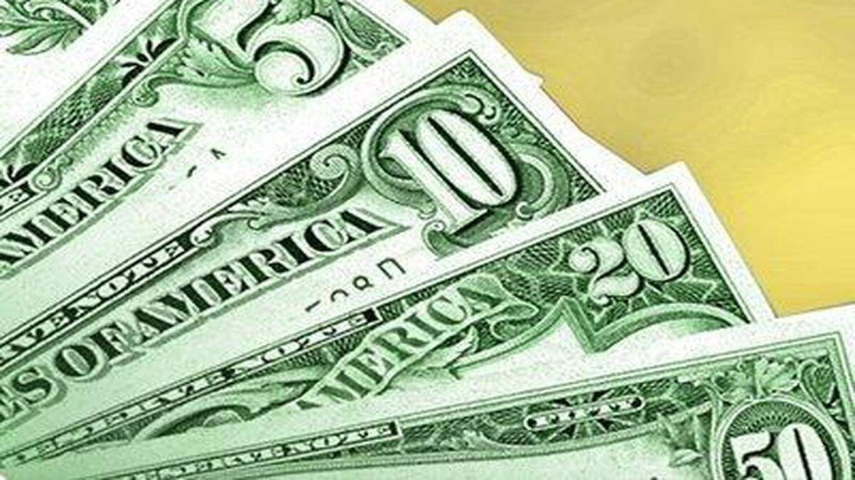 
Waddell & Reed Financial earned $80.1 million in the final three months of 2014, up from $79 million a year earlier. The company earned 97 cents a share in the fourth quarter, which beat an analyst projection of 89 cents a share.

