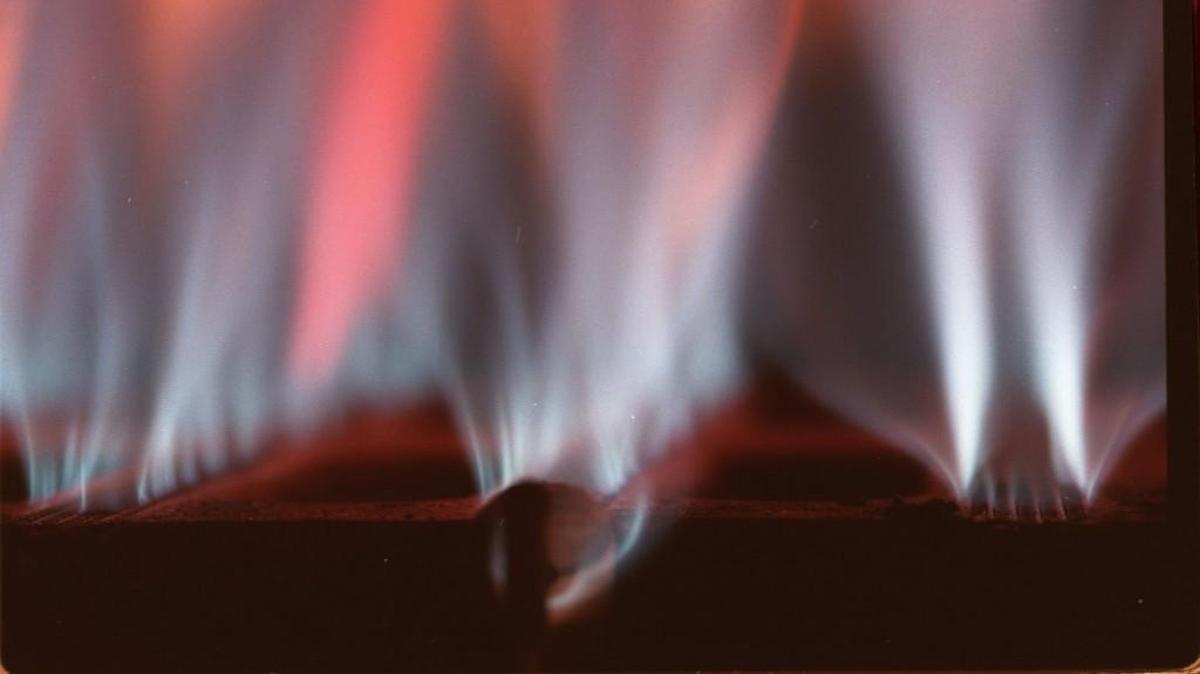 The Kansas Corporation Commission has blessed a plan for Kansas Gas Service to start recovering extraordinary gas prices from the nine-day February freeze last year when temperatures plummeted and prices spiraled out of control.