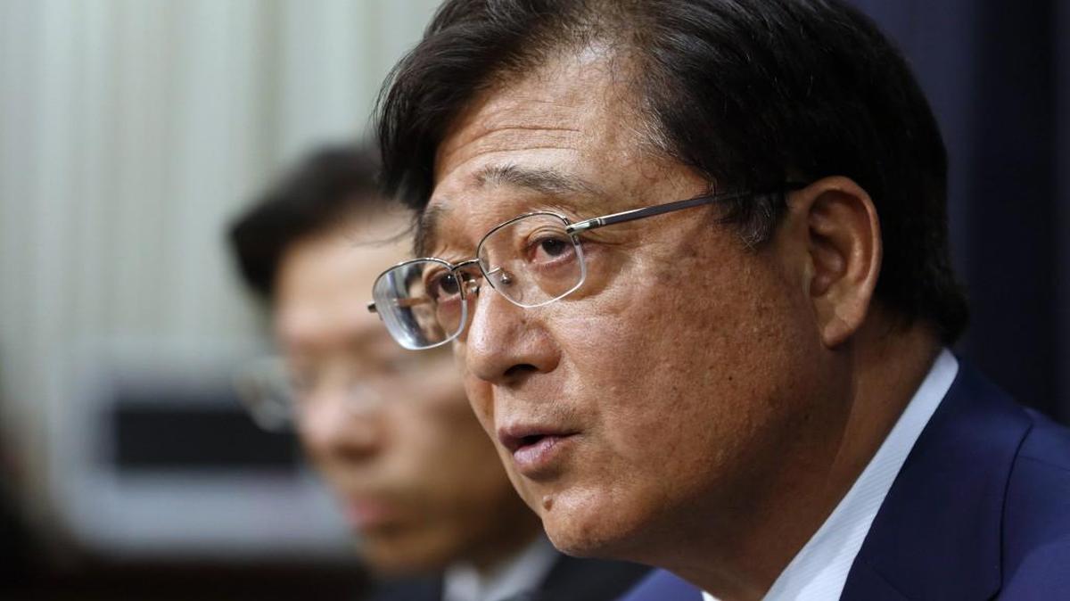 Osamu Masuko, chairman and chief executive officer of Mitsubishi Motors, spoke at a news conference Wednesday in Tokyo.