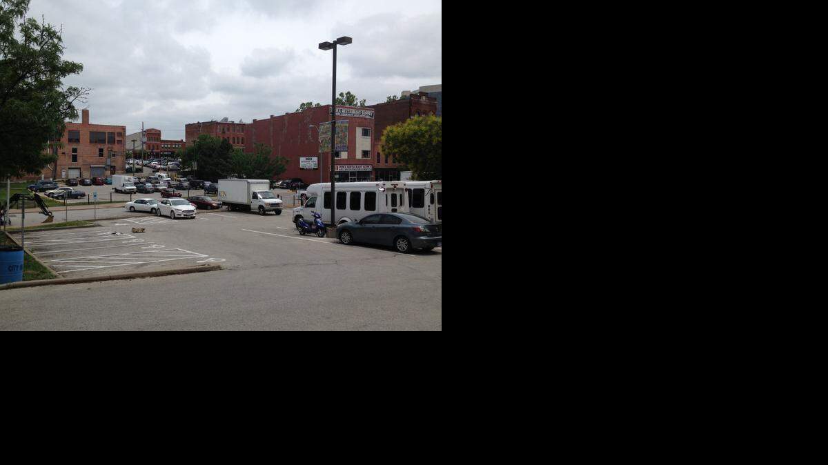
The city is offering two River Market parking lots at Fifth and Main streets as apartment sites.
