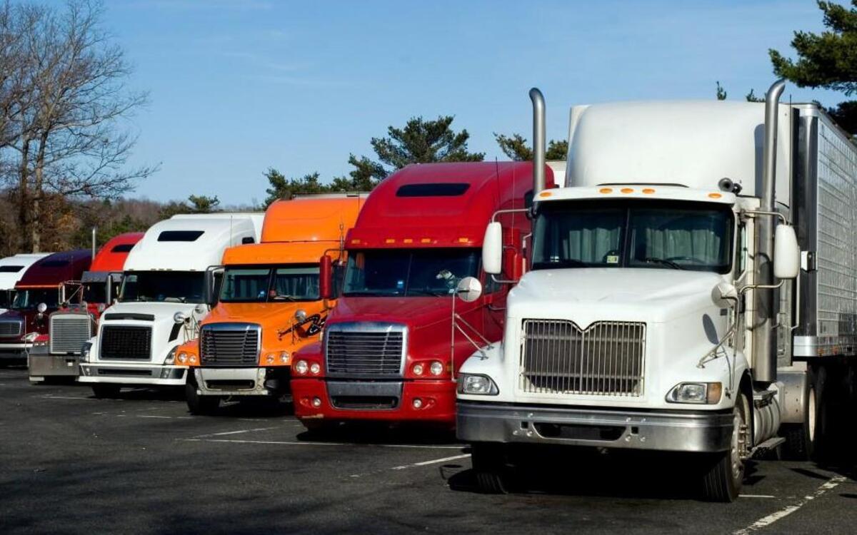 Here’s what an Illinois administrative code says about sleeping at rest areas.