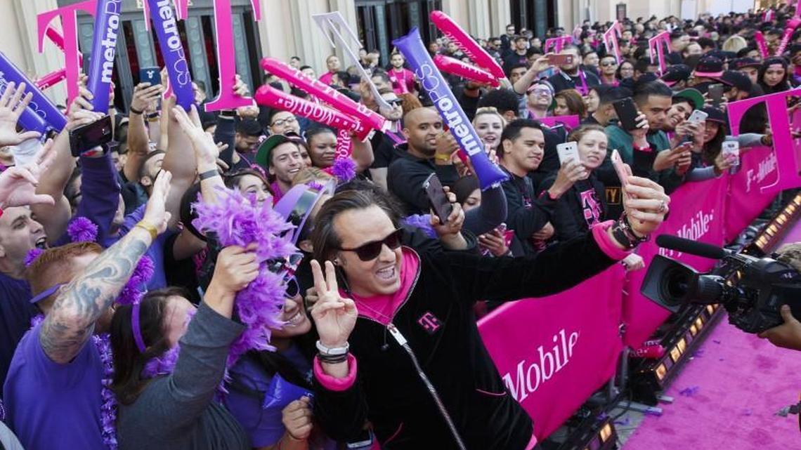 Speculation about a merger between T-Mobile and Sprint heated up again Tuesday with word that the wireless carriers had agreed that T-Mobile’s executive team, led by CEO John Legere, would be in control of combined operations.