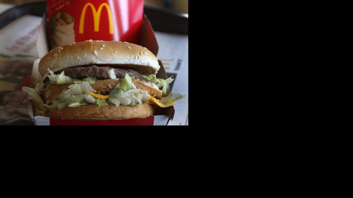 
The Economist prices one product — the Big Mac — around the world and measures the change in its local cost over time. 
