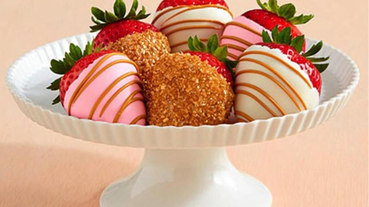 Half Dozen Pink Champagne Strawberries