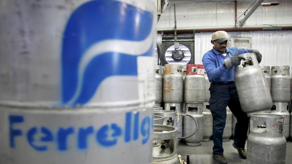 Overland Park-based Ferrellgas Partners L.P. said unusually warm weather cut into its propane business’ already normally slow months of August, September and October.