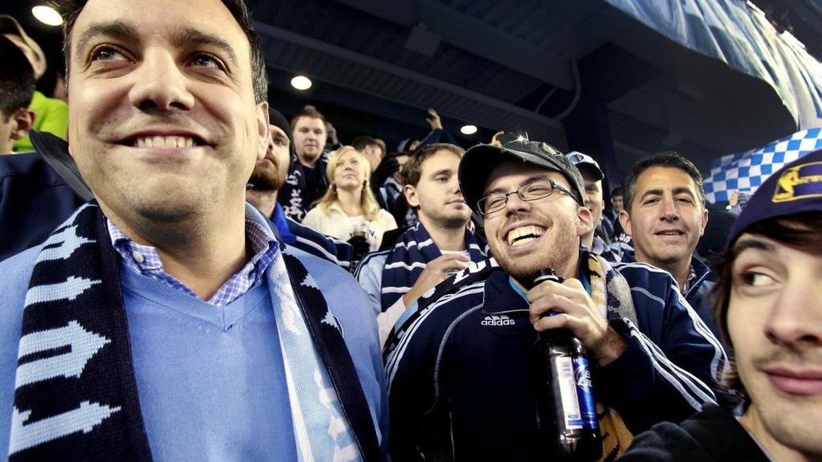 File photo: Sporting Club (Now FanThreeSixty) CEO Robb Heineman (left).