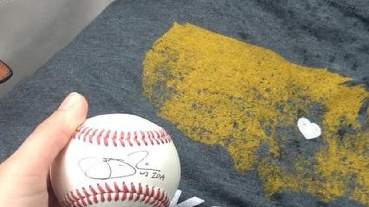 
Sprint gave away these T-shirts at a Kansas City Royals game as part of its local marketing campaign and #KCProud contest. This one, along with an autographed baseball, found its way into the contest. 
