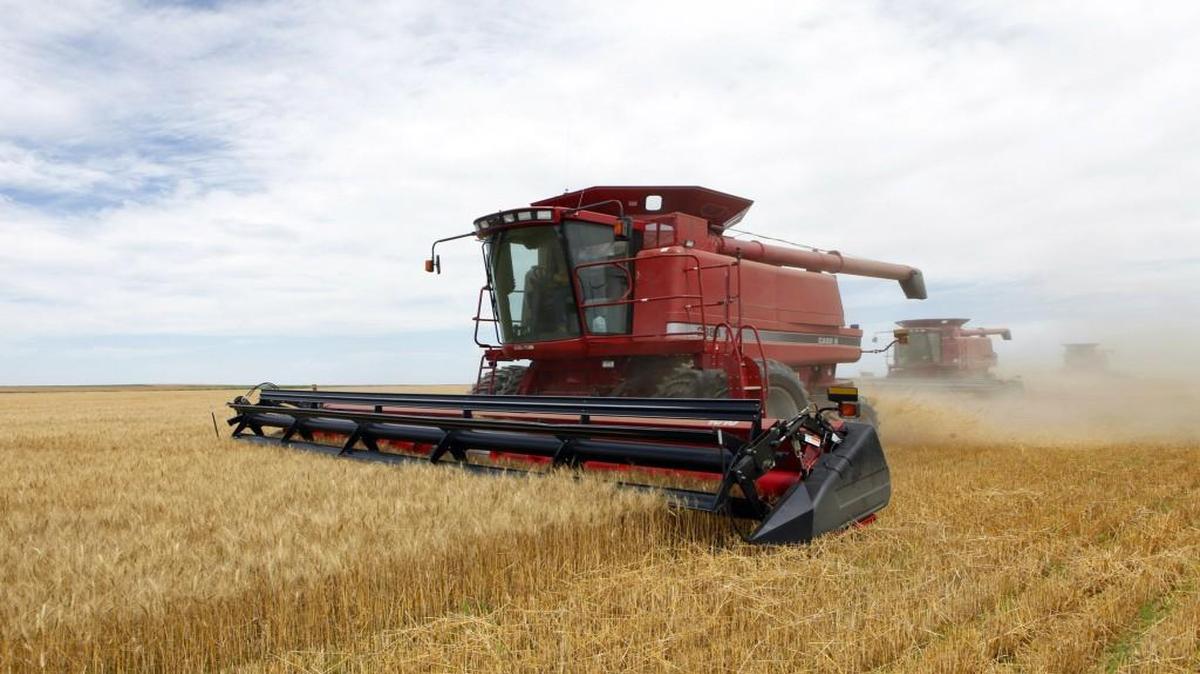 FarmLink relies on data analytics to help crop experts and agronomists pinpoint crop productivity improvements across the nation.
