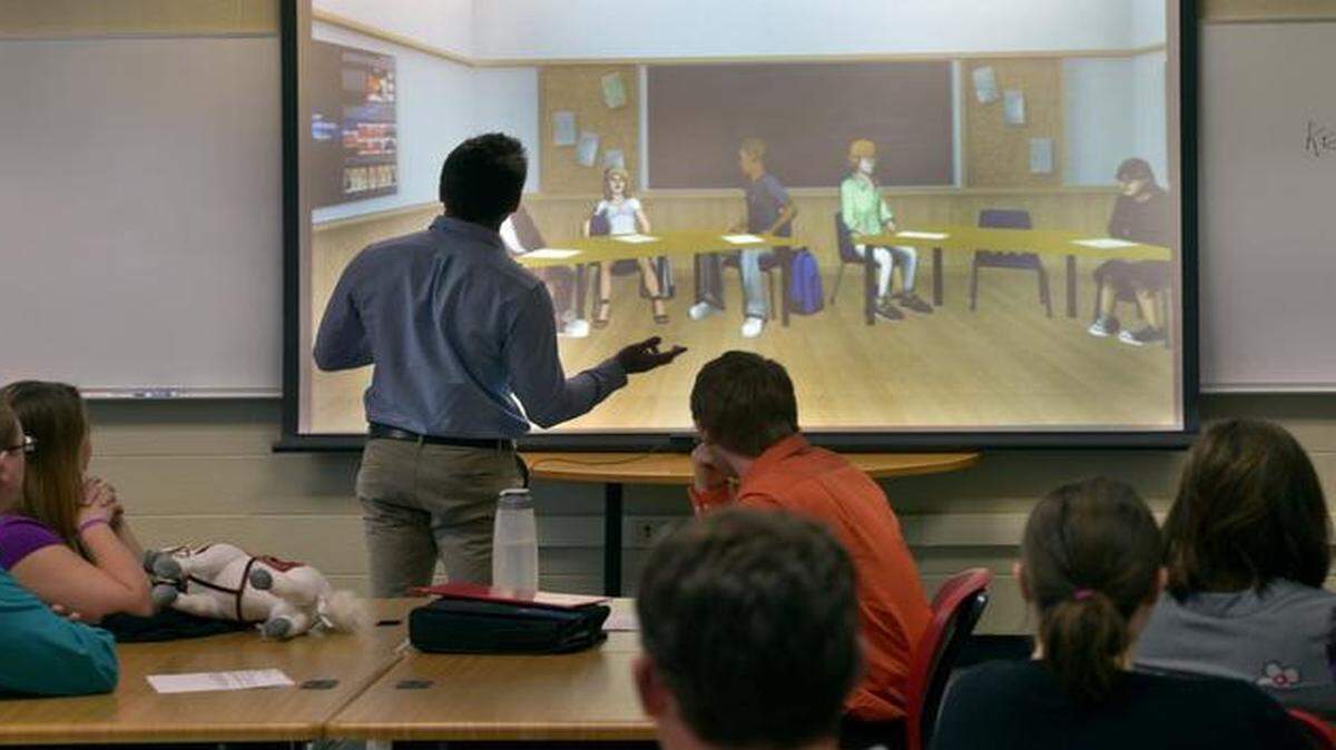 
Future teachers studying at the University of Central Missouri in Warrensburg are honing their skills by using a virtual classroom seen on the screen, in which the “students” misbehave just like real ones do. Recently, student Nathan Long, 24, of Gladstone practiced his instruction with the virtual realm. “I love it,” Long says, “because I can actually see how it is making me a better teacher.” 
