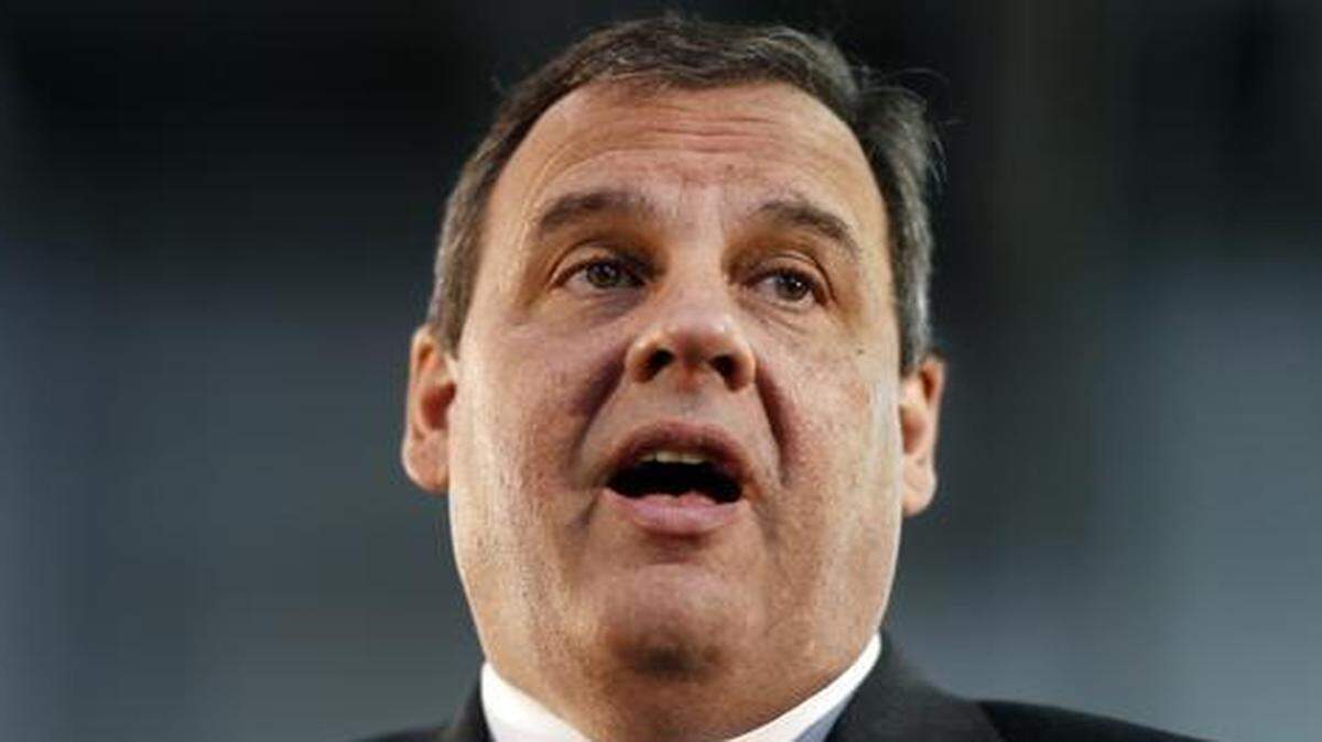 
Gov. Chris Christie of New Jersey signed legislation allowing direct sales by manufacturers of zero-emission vehicles. The law requires Tesla to maintain a service center in the state where consumers can have their cars fixed. The governor, a Republican, previously said he would sign such a bill.

