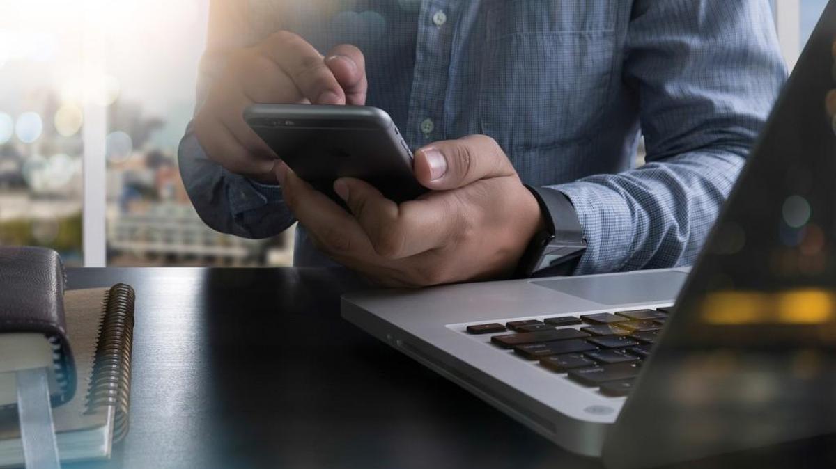 Intel says it’s working to patch a security vulnerability in its products but says the average computer user won’t experience significant slowdowns as the problem is fixed. The chipmaker released a statement Wednesday, Jan. 3, 2018, after a report by British technology site The Register caused Intel stocks to trade lower.