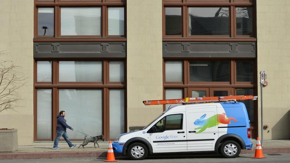 Google Fiber has ditched a “free” Internet plan, but will offer high-speed service at a discount in some neighborhoods where access to the Web is rare.