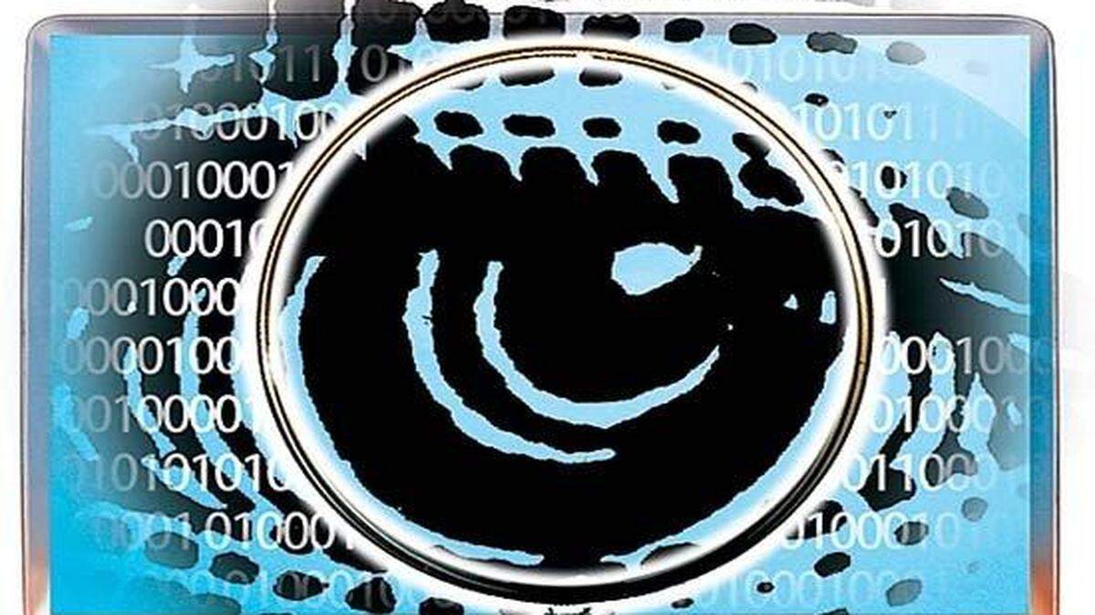 
A poll shows nine out of 10 Americans recognize their digital lives aren’t secret. Yet clear majorities said they weren’t overly concerned about the government snooping around their calls and emails.
