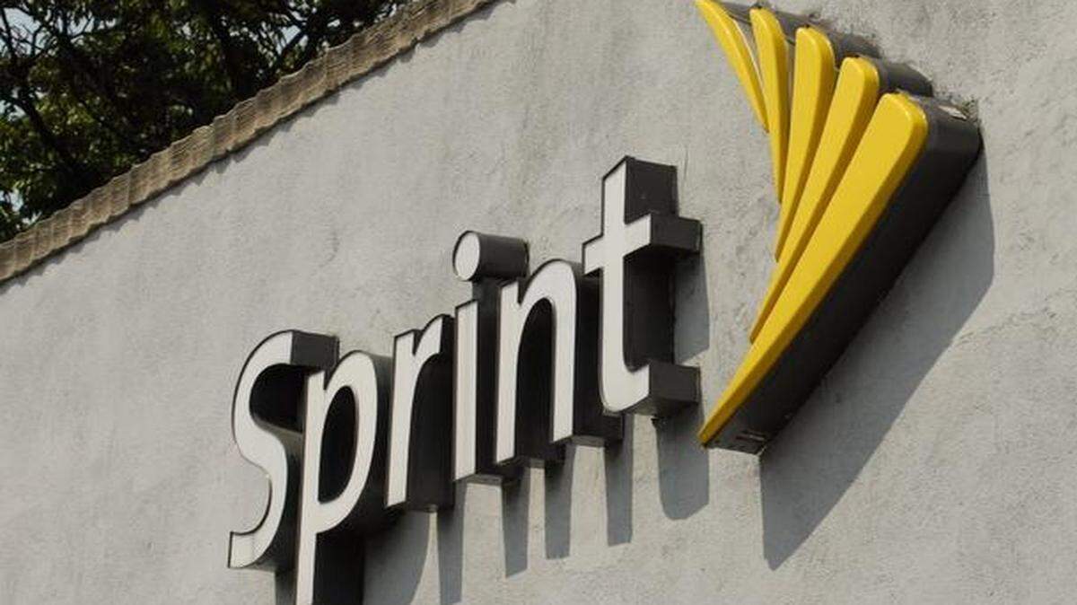 
Customers are eligible for Sprint’s $60 unlimited plan if they buy a phone through Sprint’s installment plan, pay full price for the device or bring their own phone compatible to its network.

