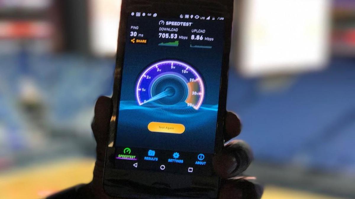 Sprint said its “gigabit class” speeds included many readings of 700 megabits per second on its 4G LTE network at an NBA arena on Wednesday.