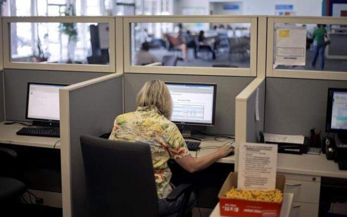 
Kansas and Missouri are among nine states that grant fewer than the national standard of 26 weeks of unemployment benefits.

