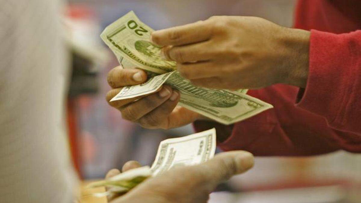 
The consumer price index for Midwest consumers rose just 0.7 percent last year, the U.S. Bureau of Labor Statistics said. Last year marked the third time since the regional data series began in 1967 that prices have increased less than 1 percent in a calendar year.
