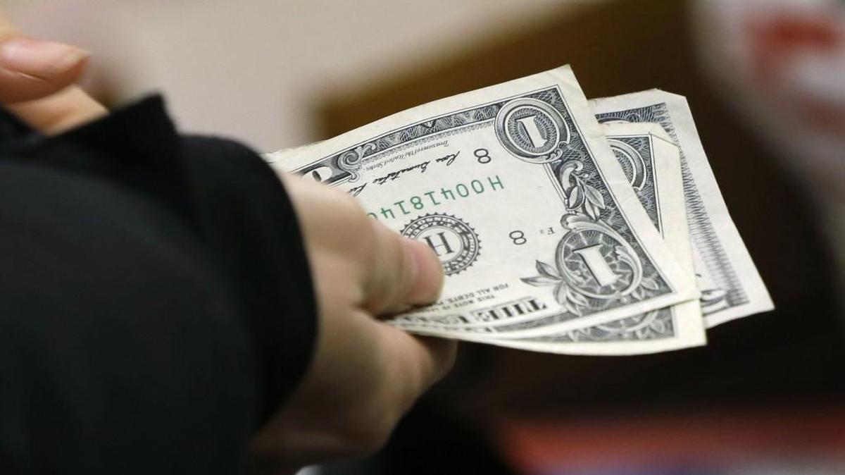 The Gallup U.S. consumer spending index will be released Monday.