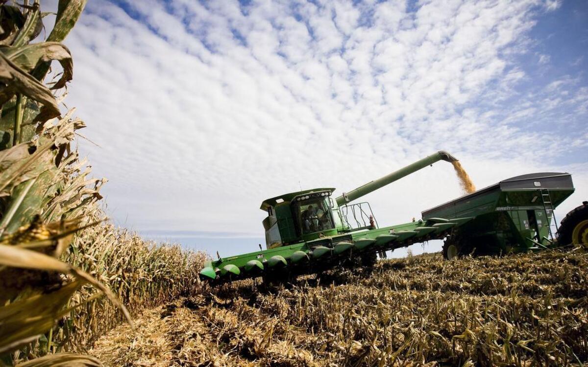 
Billy Thiel unloaded harvested corn for ethanol production in Marshall, Mo.
