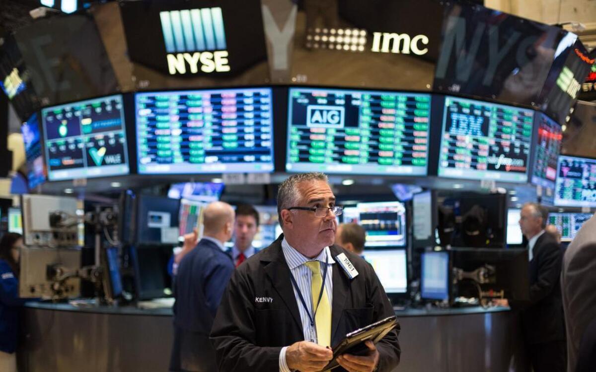 
Traders worked the floor of the New York Stock Exchange on Friday, the market’s best day in two months.
