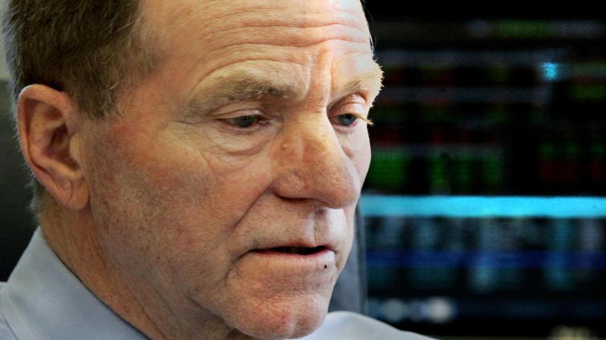 “The underperformance of a few key (investment) strategies negatively impacted sales and obscured the underlying opportunities building across a broader number of funds,” Waddell & Reed Financial chief executive Hank Herrmann said in the company’s announcement. “Volatility in the financial markets, the economic slowdown in China and uncertainty around the Federal Reserve’s (upcoming interest) rate decision has created considerable anxiety for investors.”