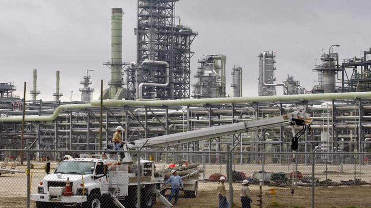 
A Marathon Oil Corp. refinery in Garyville, La.


