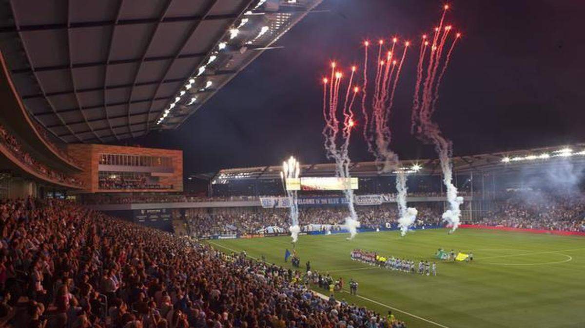 
Each camp will offer STEM-related curriculum and will include a classroom challenge focused on Sporting Kansas City. Activities will include learning about the engineering elements that went into the design of Sporting Park in Kansas City, Kan.

