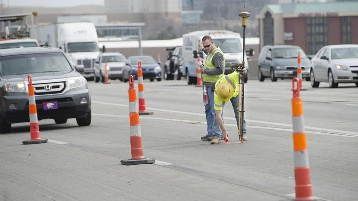 Springtime rains have prevented crews from completing the prep work for the upcoming massive Interstate 435 pavement reconstruction project in Overland Park. But with drier weather expected Thursday, the delays likely will come to an end.