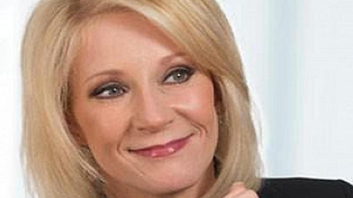 Susan Hiland will step down from the WDAF news anchor chair on Aug. 26 to become director of media and public relations for the North Kansas City school district.
