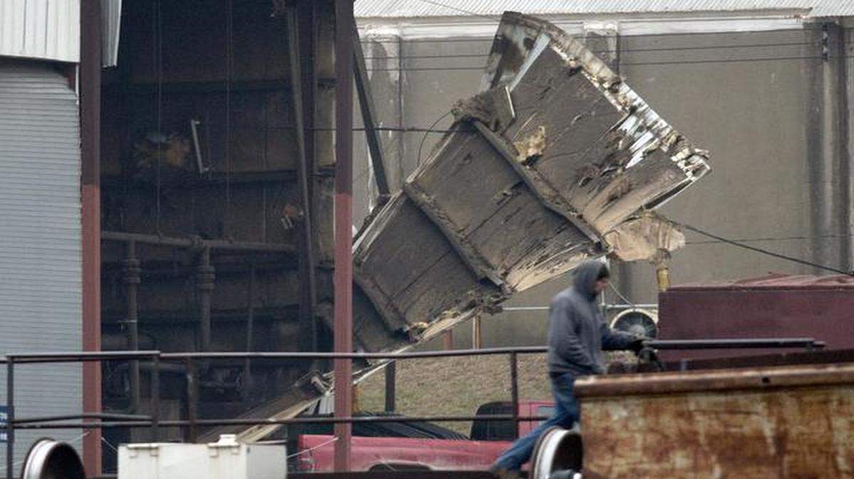 
An explosion about 2 p.m. Thursday at GBW Rail Services, 15624 258th Road, southwest of Atchison, Kan., sent six workers to the hospital. Fire and medical responders told officials that a rail car, possibly containing gasoline, exploded. The force of the blast was evident by panels blown from the building.
