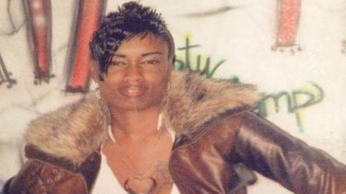 Emergency crews recovered the body of 38-year-old Davida Carter from the Blue River on Monday, her daughter said.