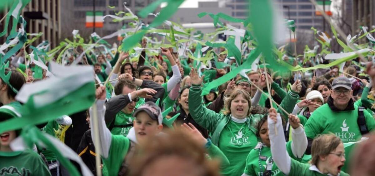 The Kansas City St. Patrick’s Day Parade draws an estimated 100,000 to 400,000 spectators.