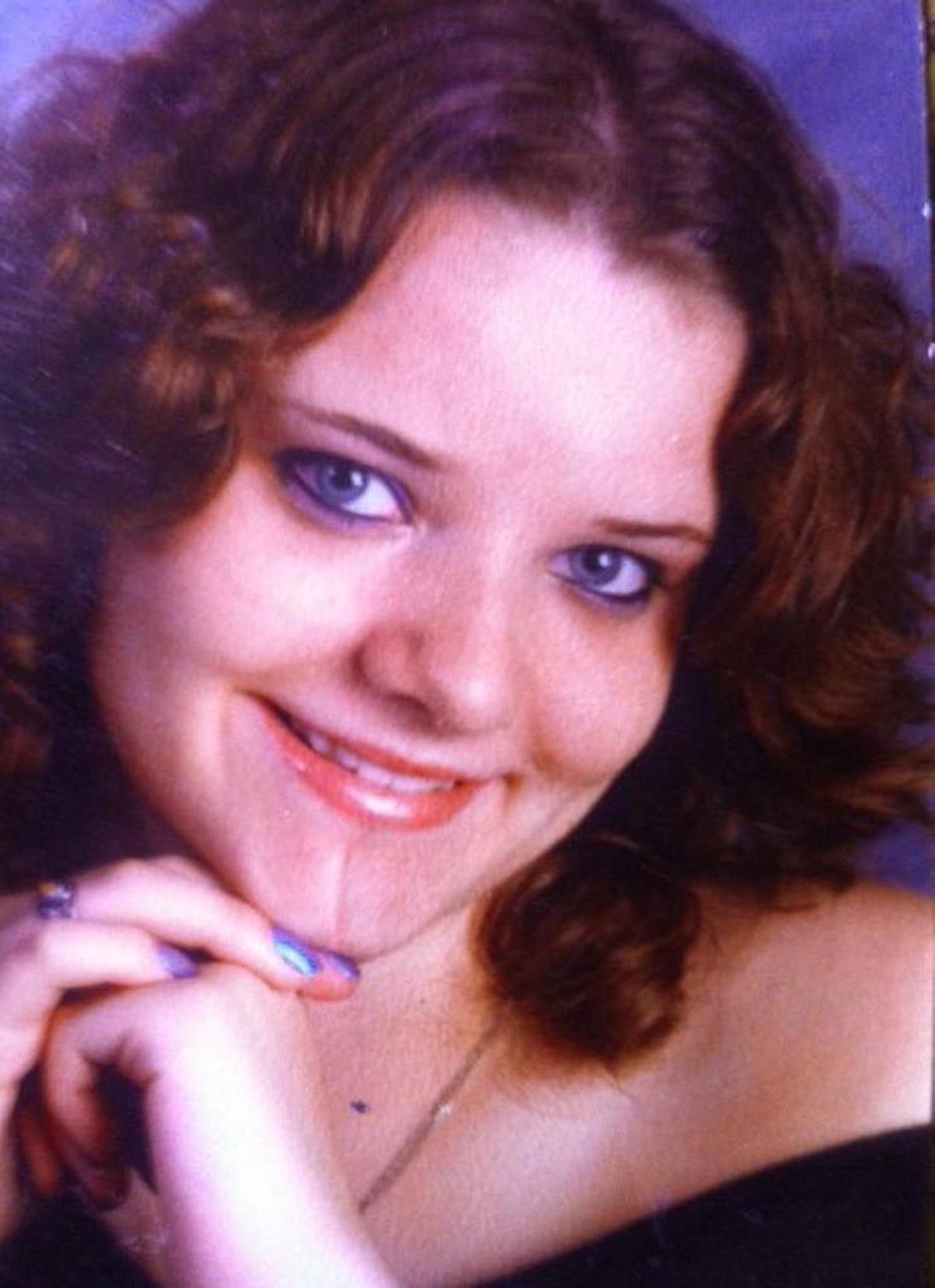 Jamie N. Frecks of Edwardsville