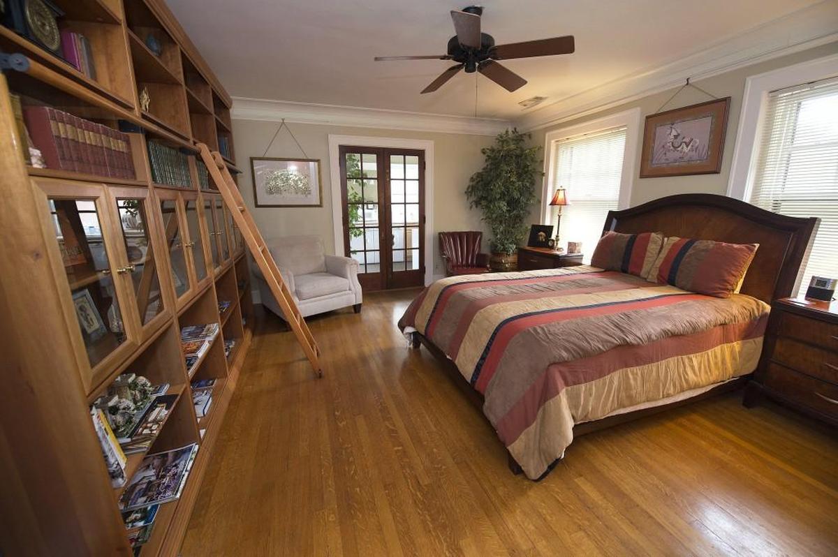 An Airbnb offering in a Hyde Park house, one of hundreds of short-term rental units in Kansas City that are subject to regulations.