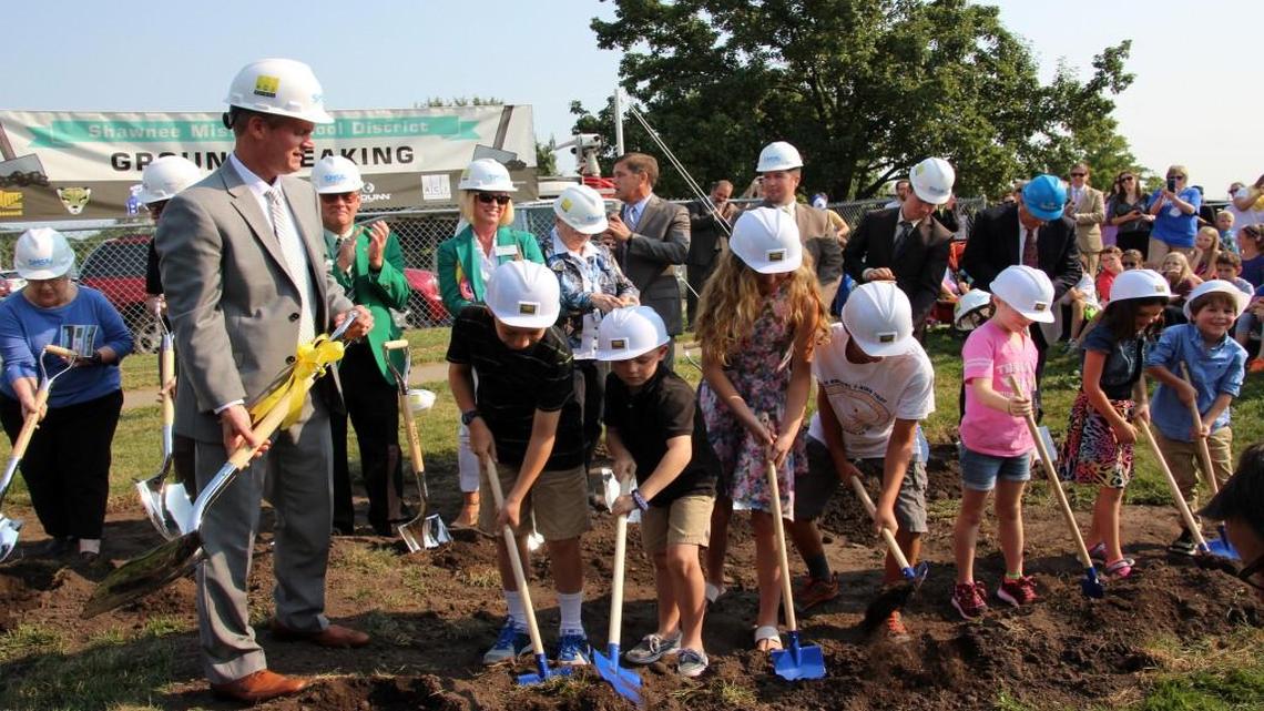 The groundbreaking for the new Trailwood Elementary School was held in October 2015. With construction completed and students soon to move into the new building, parents are expressing concerns about the risks of demolishing the old building while school is in session.
