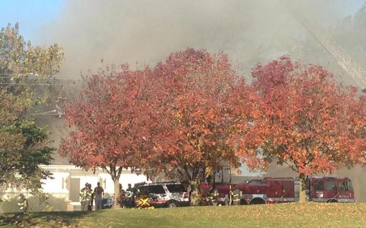 Kansas City Fire Department crews responded to a fire shortly after 8 a.m. at a building on Forest Avenue near Linwood Boulevard.