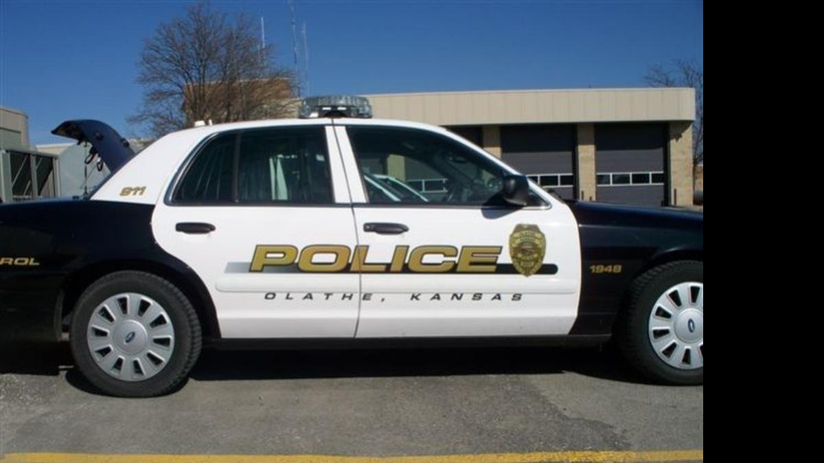 
Olathe police responded to what they said was an accidental shooting Wednesday. They said a 14-year-old boy was shot in the arm by another teen, but the injury was not life-threatening.
