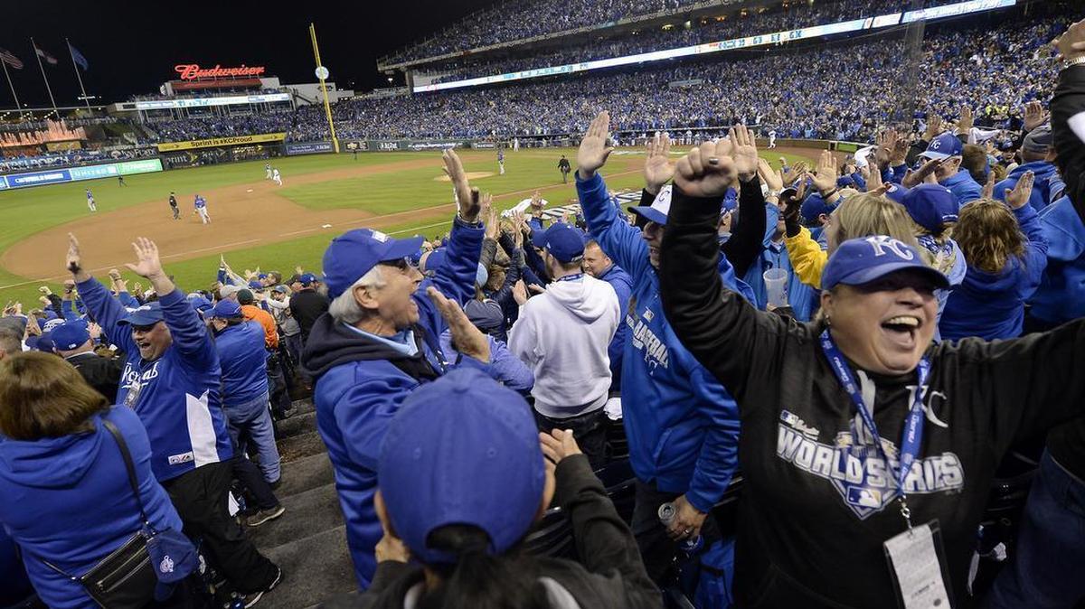 Royals fans reacted after Alex Gordon hit a solo home run to tie World Series Game 1 on Tuesday at Kauffman Stadium.