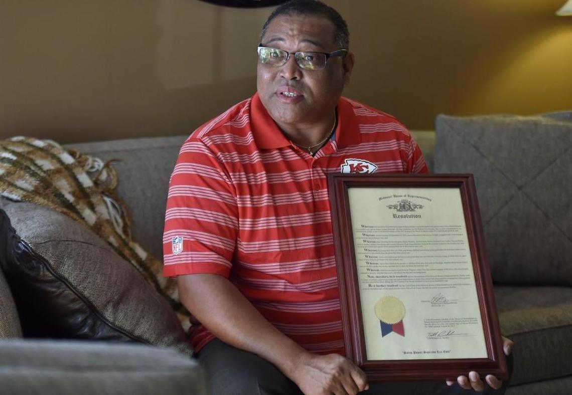 When he was a teenager, Richard Brown and seven other boys were given refuge by Royals center fielder Amos Otis during the 1977 flood. Brown, now a Missouri state legislator, has prepared a proclamation to honor Otis.