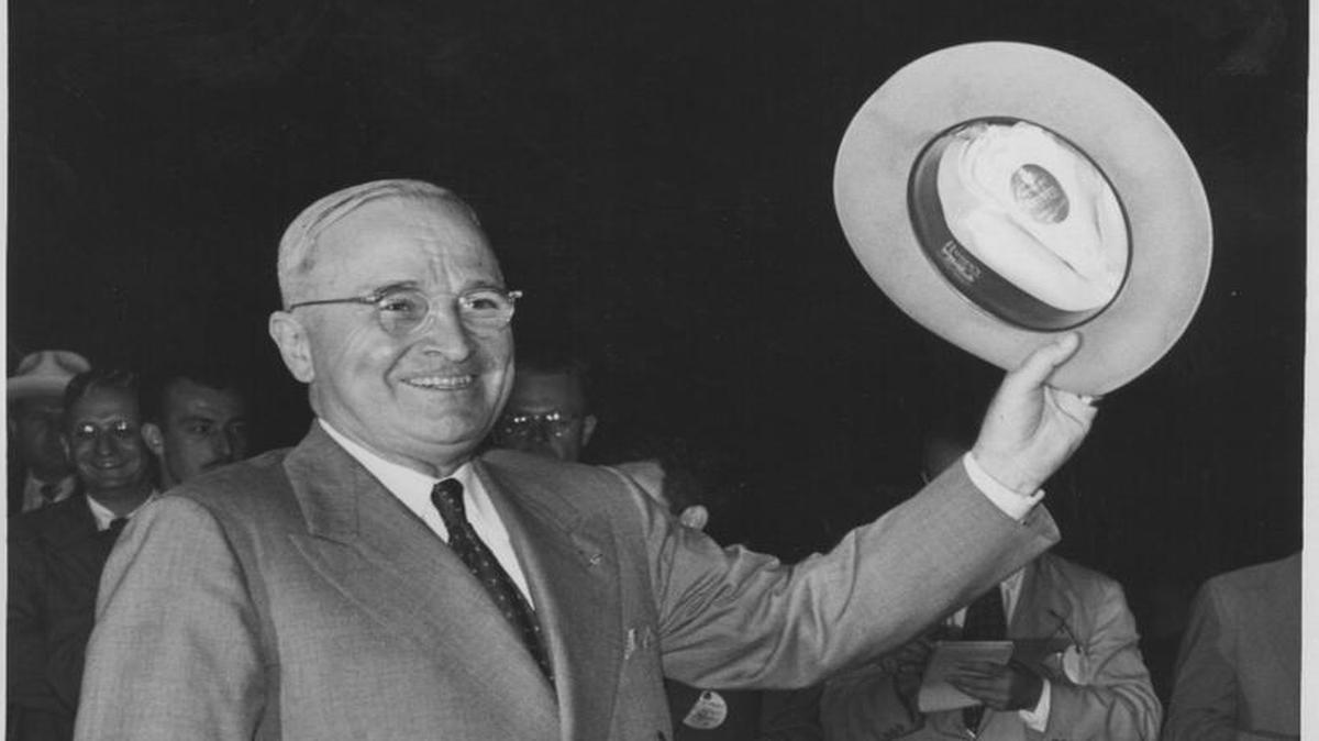 Give-’em-hell Harry on a presidential visit to Kansas City in September 1949.
